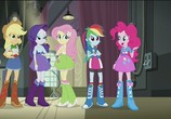 Мультфильм Мой маленький пони: Девочки из Эквестрии - Игры Дружбы / My Little Pony: Equestria Girls - Friendship Games (2015) - cцена 2