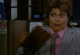 Фильм Переключая каналы / Switching Channels (1988) - cцена 1