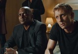 Фильм Слоеный торт / Layer Cake (2004) - cцена 2