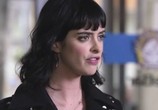 Сериал Не верь су*** из квартиры 23 / Don't Trust the B---- in Apartment 23 (2012) - cцена 6
