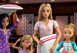 Мультфильм Барби и волшебные дельфины / Barbie: Dolphin Magic (2017) - cцена 2