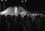Фильм День, когда остановилась Земля / Day The Earth Stood Still, The (1951) - cцена 2