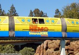 Мультфильм В поисках Немо: Подводное путешествие / Finding Nemo Submarine Voyage (2007) - cцена 2