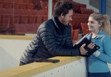 Сериал Цепляясь за лед / Spinning Out (2020) - cцена 3