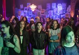 Сериал Воровки / Trinkets (2019) - cцена 4